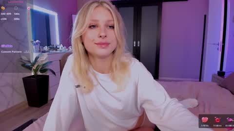 Lily online show from 02.08.25
