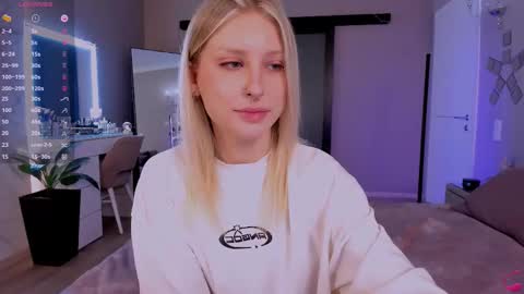 Lily online show from 02.10.25