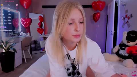 Lily online show from 02.14.25
