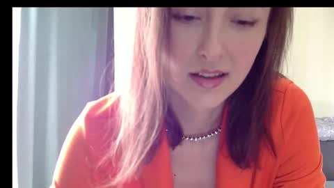 LilyXSky online show from 02.26.25