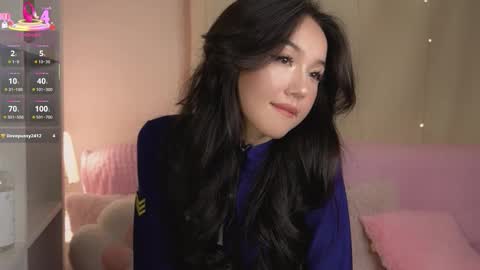 Snapshot of lin_kun chatting on 11.13.25 Lin Use menu to play with me online show from 11.13.25