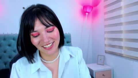 Snapshot of lina_bedoya chatting on 01.13.25 Lina Bedoya online show from 01.13.25