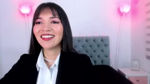 Snapshot of lina_bedoya chatting on 01.20.25 Lina Bedoya online show from 01.20.25