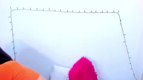 Snapshot of lina_bedoya chatting on 01.24.25 Lina Bedoya online show from 01.24.25