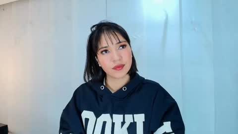 Snapshot of lina_bedoya chatting on 09.12.25 Lina Bedoya online show from 09.12.25