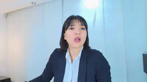 Snapshot of lina_bedoya chatting on 09.16.25 Lina Bedoya online show from 09.16.25