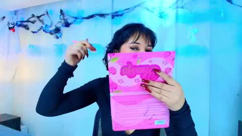 Snapshot of lina_bedoya chatting on 11.07.25 Lina Bedoya online show from 11.07.25