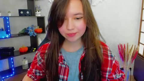 Lina online show from 12.22.24