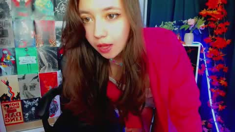 Lina online show from 12.26.24