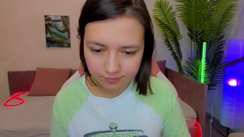 Lina online show from 02.04.25