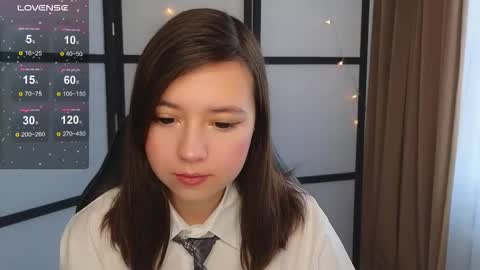 Lina online show from 10.26.25