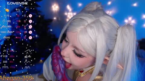 Hey im Lina Ur cosplay waifu  online show from 12.12.24