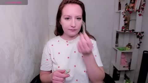 Lina online show from 10.14.25