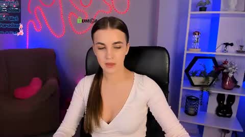 Snapshot of lina_fox12 chatting on 07.22.26 lina_fox12 online show from 07.22.26