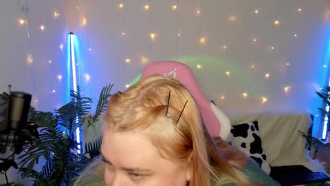 lina_linx online show from 01.17.25