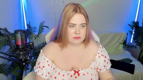 lina_linx online show from 01.30.25