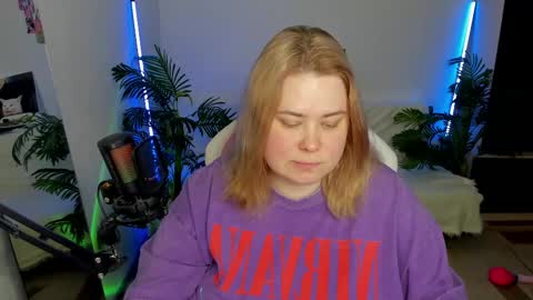 lina_linx online show from 02.19.25