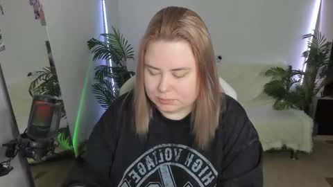 lina_linx online show from 03.01.25