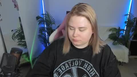 lina_linx online show from 03.01.25