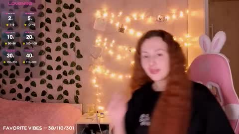 Lina Red X online show from 09.17.25