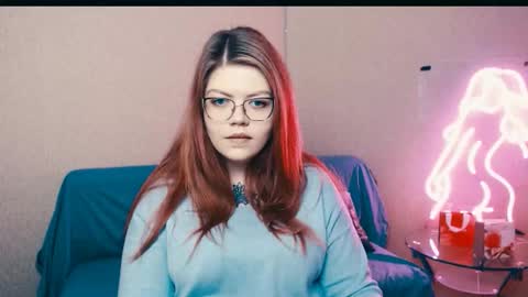 Snapshot of lina_ri chatting on 10.19.25 lina_ri online show from 10.19.25