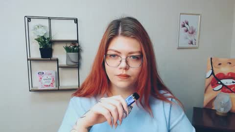 Snapshot of lina_ri chatting on 10.26.25 lina_ri online show from 10.26.25