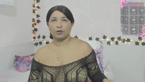 LINA SANCHEZ online show from 10.15.25