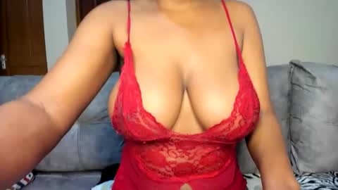 lina sexy58 online show from 12.21.25