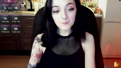 Lina 3  1715622743 online show from 01.02.25