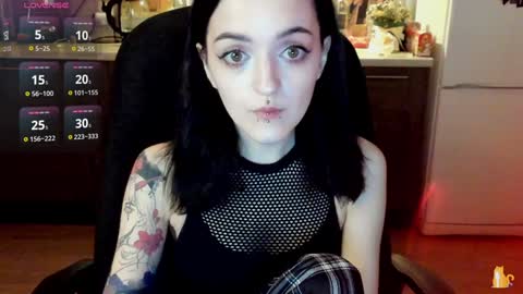 Lina 3  1715622743 online show from 01.04.25