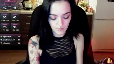 Lina 3  1715622743 online show from 01.05.25