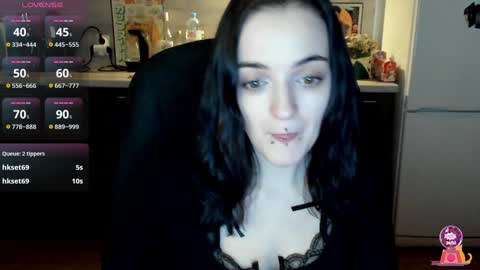 Lina 3  1715622743 online show from 01.20.25