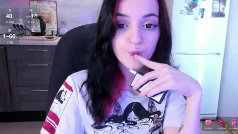 Lina 3  1715622743 online show from 04.21.26