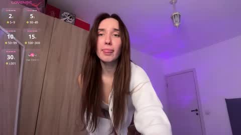 Snapshot of linabbb chatting on 11.05.25 Lina online show from 11.05.25