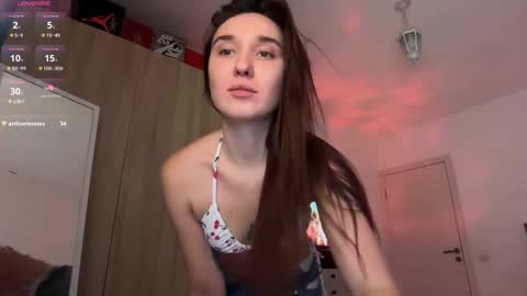 Snapshot of linabbb chatting on 11.11.25 Lina online show from 11.11.25