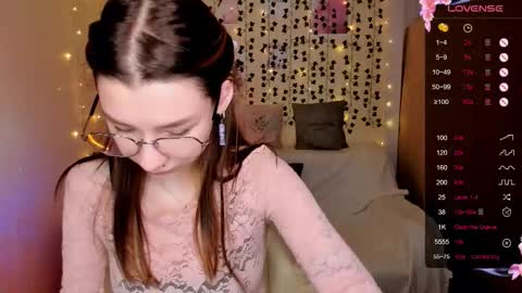 Lina online show from 11.24.25