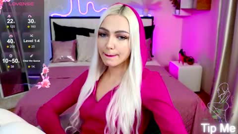 I am Lina online show from 10.07.25