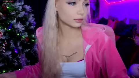 I am Lina online show from 01.14.26