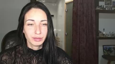 Snapshot of linalivee chatting on 10.20.25 LinaLivee online show from 10.20.25