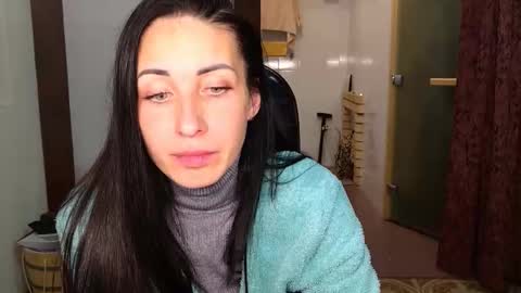 Snapshot of linalivee chatting on 10.24.25 LinaLivee online show from 10.24.25