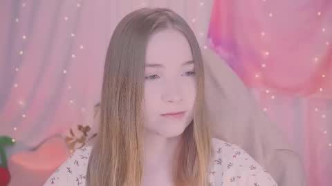 Lina online show from 12.21.25