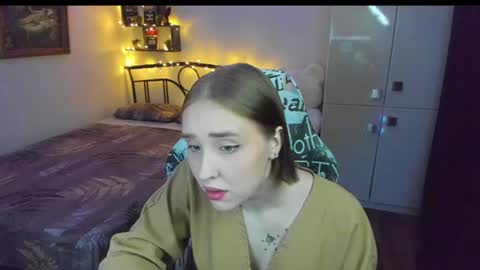 Snapshot of linatruly chatting on 06.11.26 Lina online show from 06.11.26