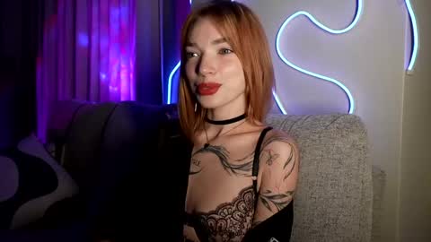 Snapshot of linavelle chatting on 05.15.26 LinaVelle online show from 05.15.26