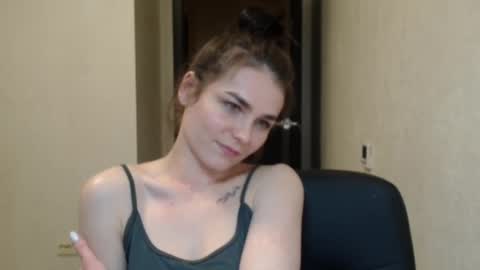 Snapshot of linda_aa chatting on 02.19.26 Linda online show from 02.19.26