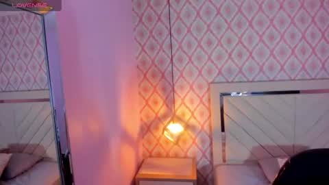 Snapshot of linda_balti chatting on 07.18.26 LINDA online show from 07.18.26