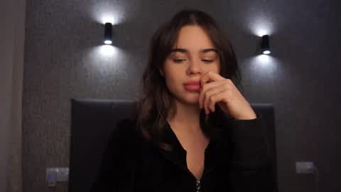 Linda online show from 12.20.25