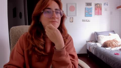 Giggles  online show from 12.10.24