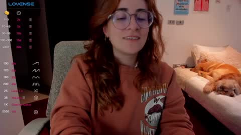 Giggles  online show from 12.12.24