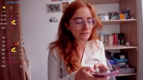 Giggles  online show from 02.11.25