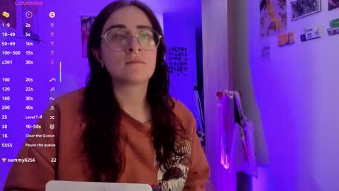 Giggles  online show from 03.12.26